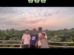 Video herunterladen: 子耀，哥哥真的好想你啊