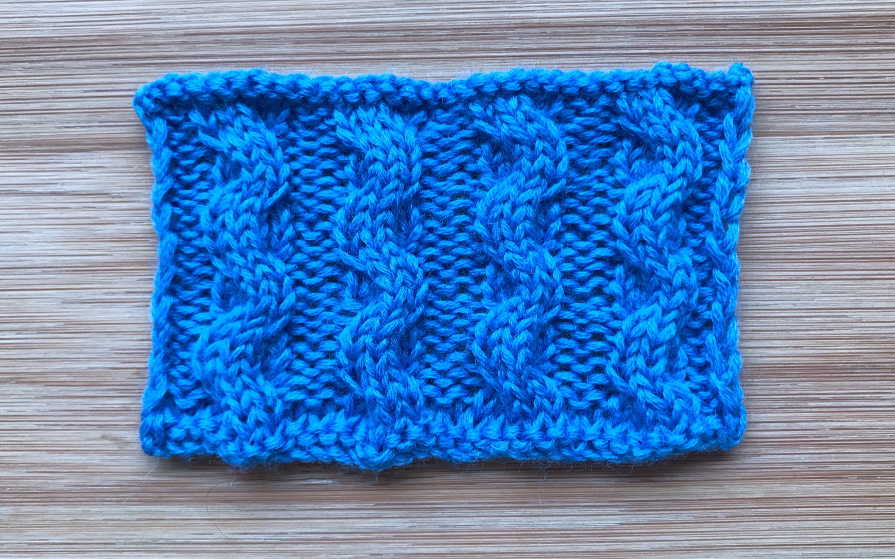 【轻描编织】一款简约的棒针绞花花样,立体感强,针法简单,适合秋冬