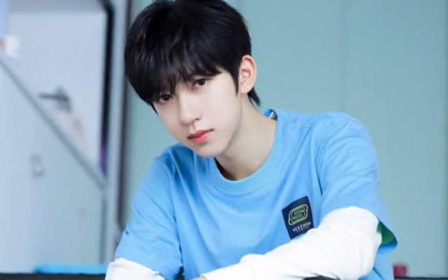 贺峻霖转场剪辑-红玫瑰