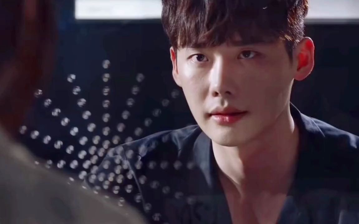 男主姜哲终于知道真相的,原来自己是漫画里的主人公