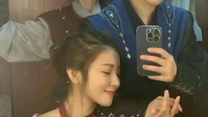 【君霄cp】这张照片每次看都觉得这两般配