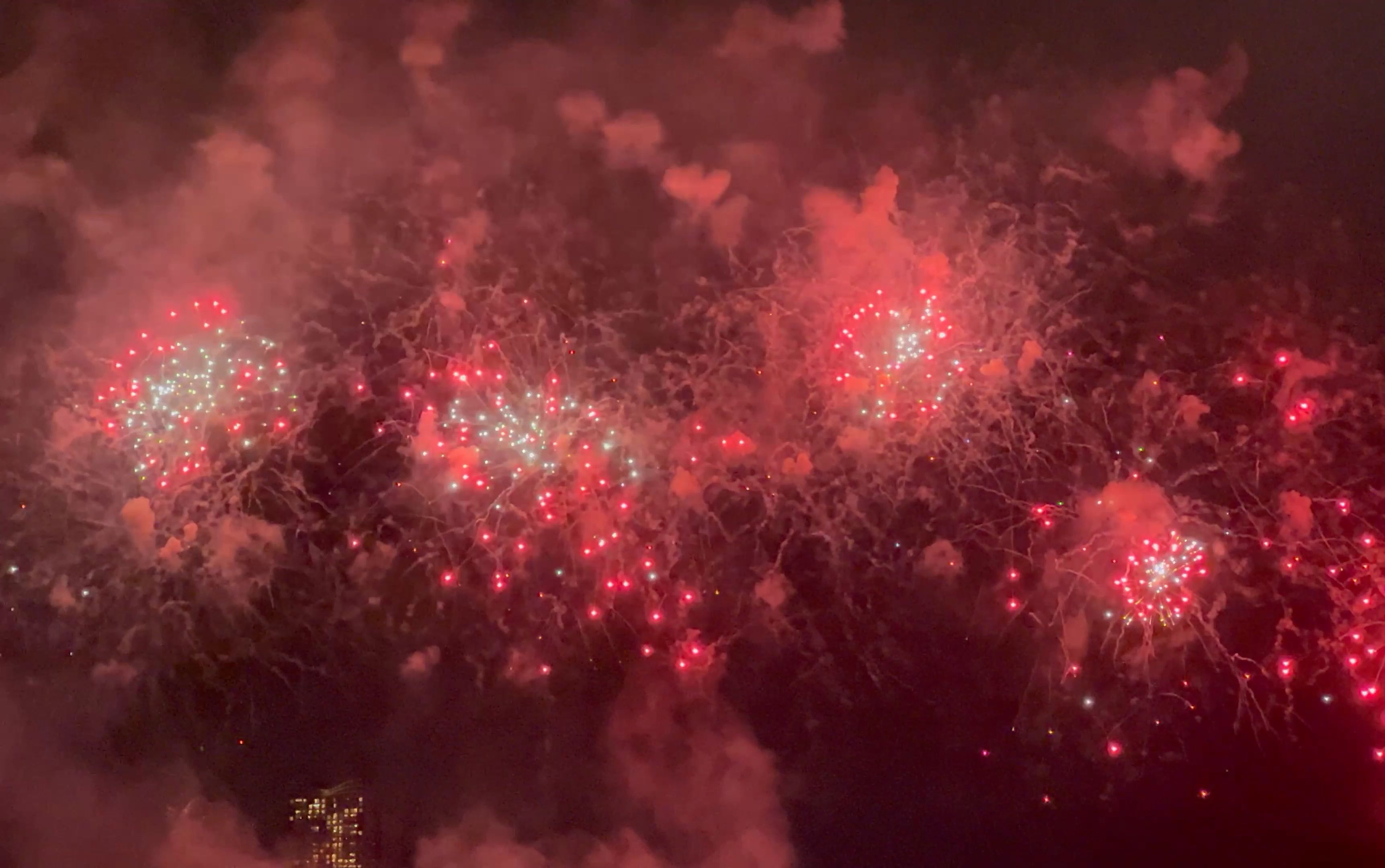 烟花是夏天的告别