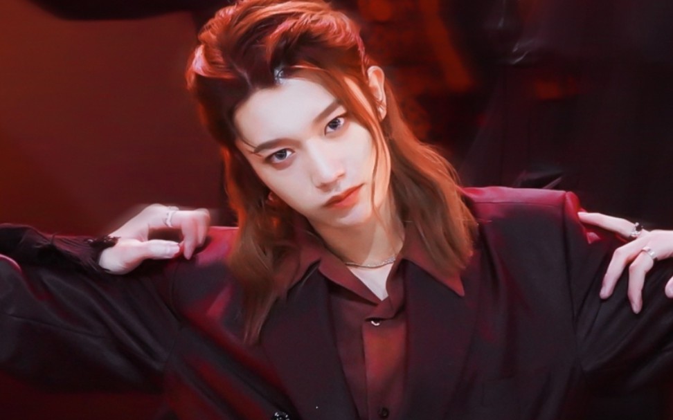 天呐 原来真的可以有人长的雌雄莫辨 又美又帅是一种什么体验_哔哩