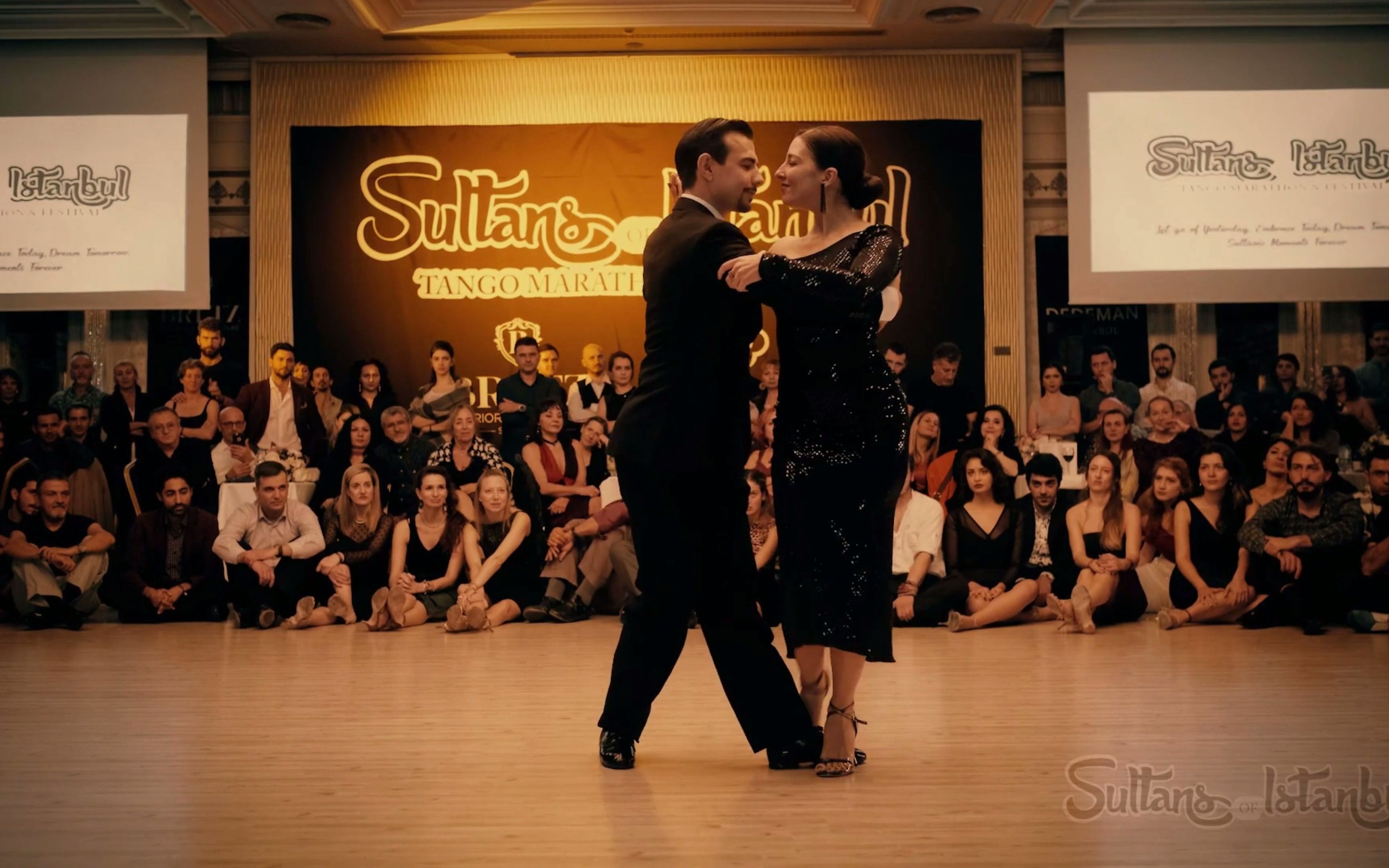 【探戈高清】经典舞曲,大师步伐_哔哩哔哩_bilibili