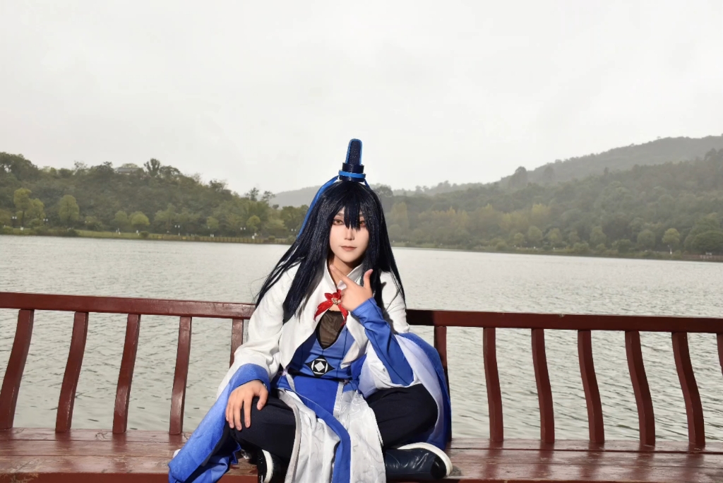 【东方纤云cos】"我叫东方纤云,是一名穿越者"
