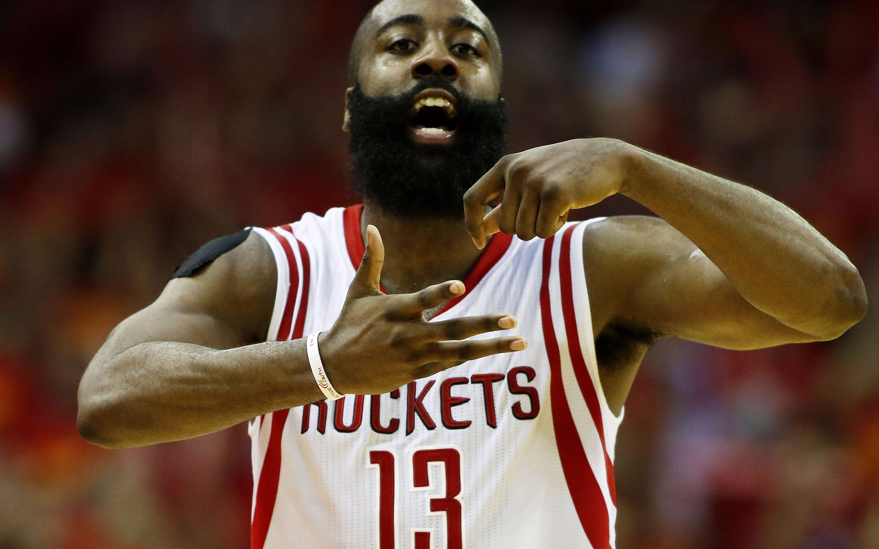 boost可能即将消失,这时是不是应该再去多买几双boost的篮球鞋(哈登1)