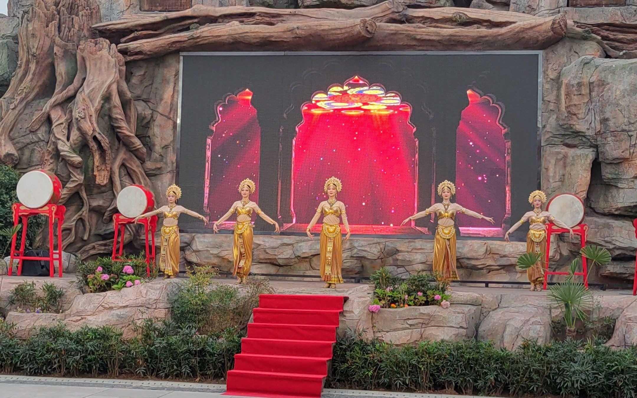 西安千古情,丝路欢歌,2020年国庆,小米10至尊纪念版,手持拍摄