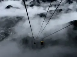 Скачать видео: “揽胜遍五岳,绝景在三清