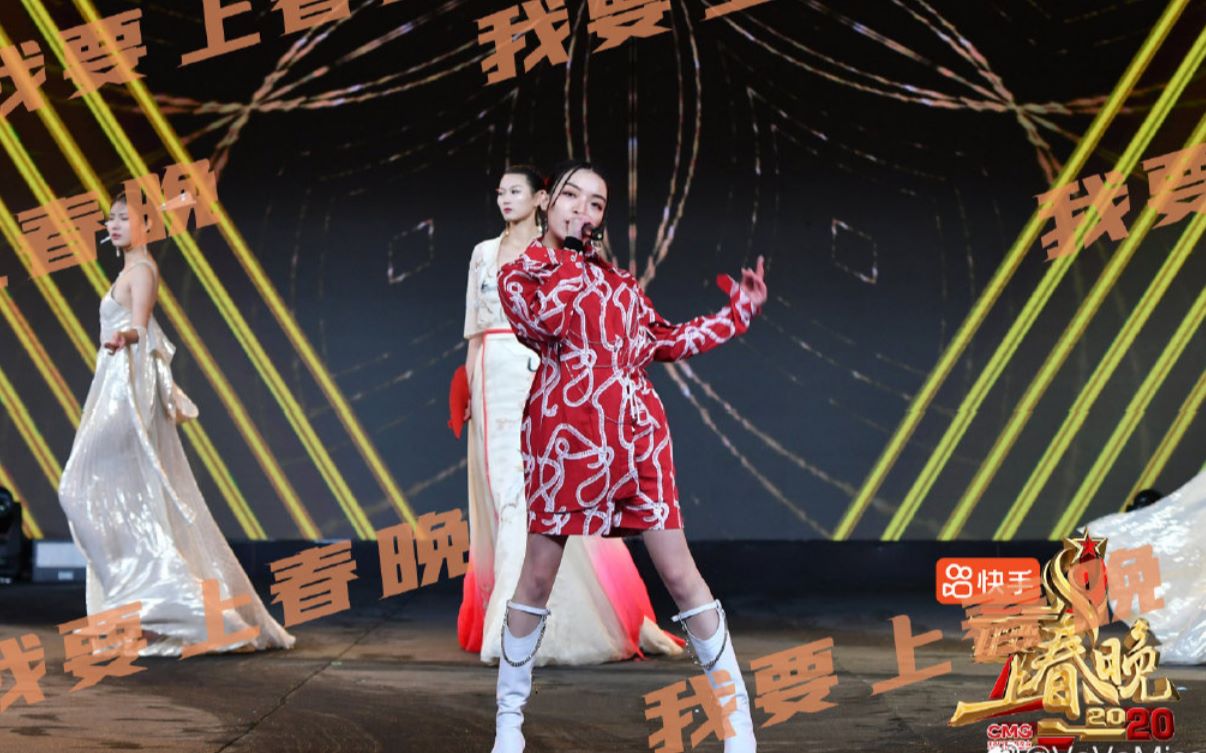 vava上央视《我的新衣》联手模特,今年春晚预定?