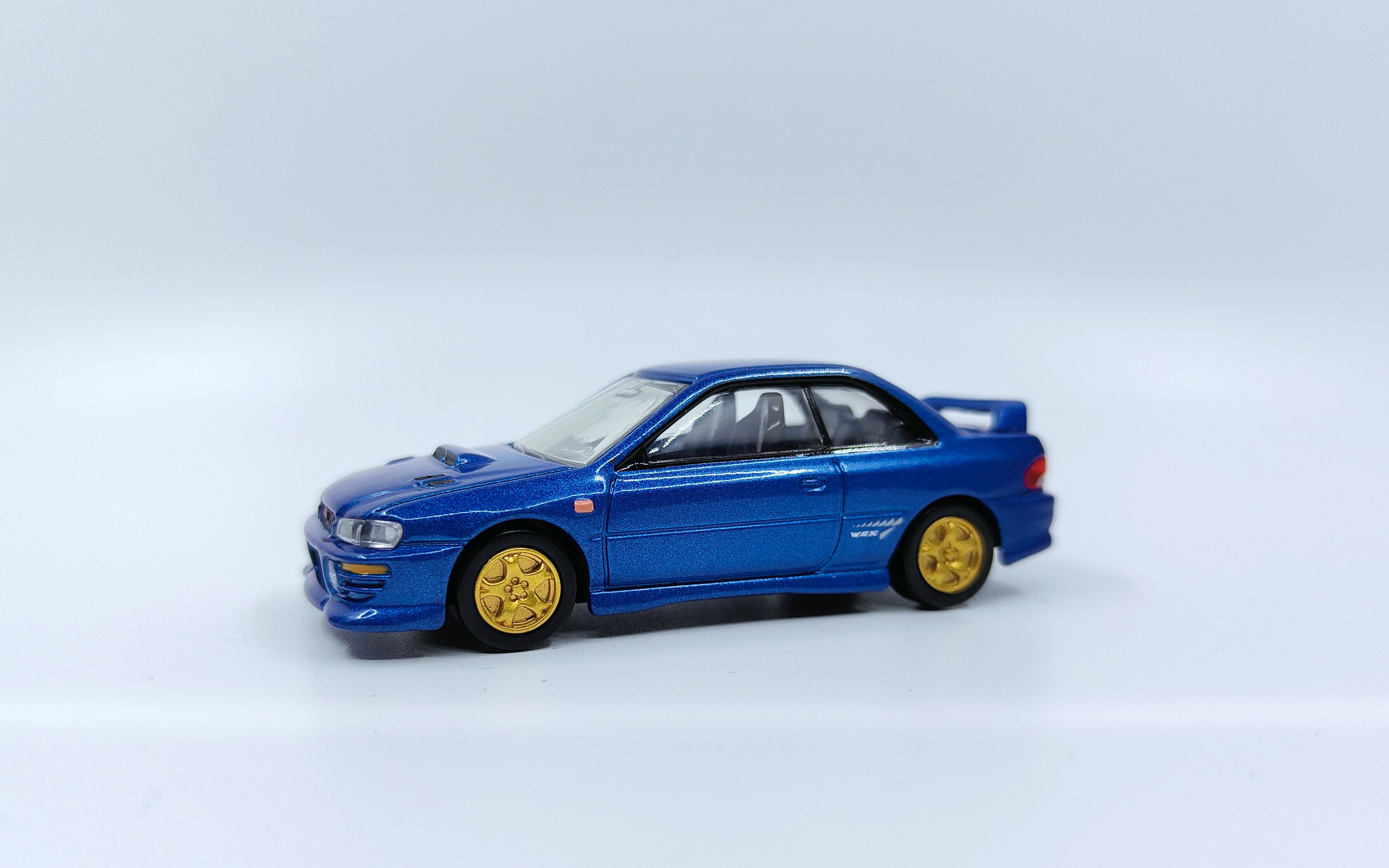一分钟玩具开盒-多美卡黑盒斯巴鲁subaru impreza wrx type r sti