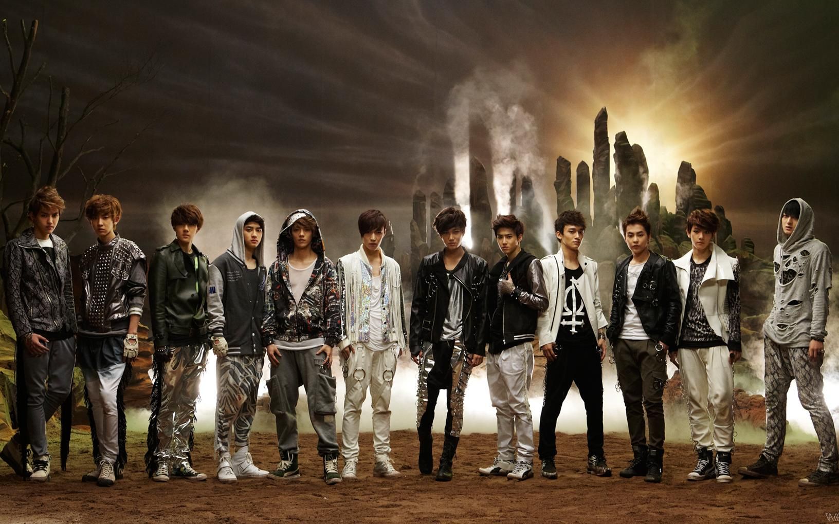 exo现场连唱monster和mama两首歌可惜mama已经回不到12人时代