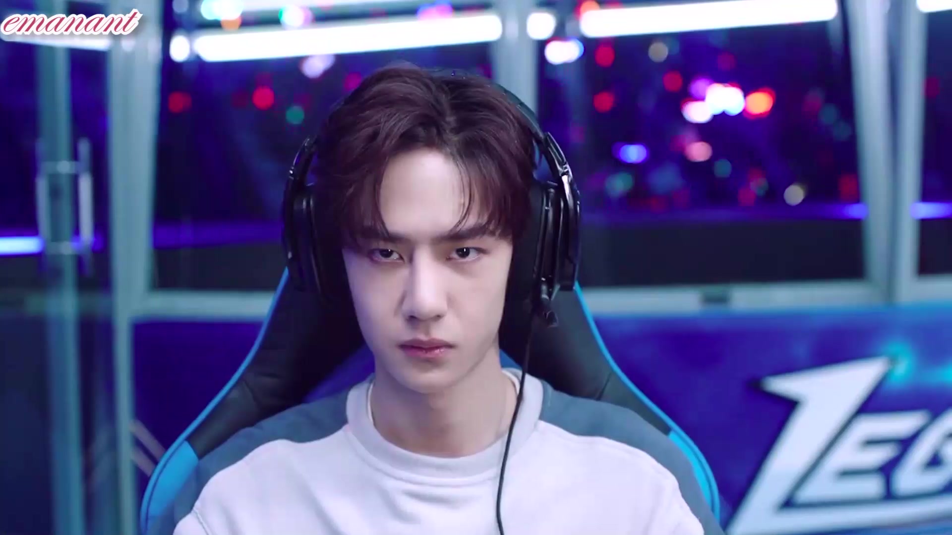 陪你到世界之巅【85号王一博x季向空】戏里戏外的竞技场