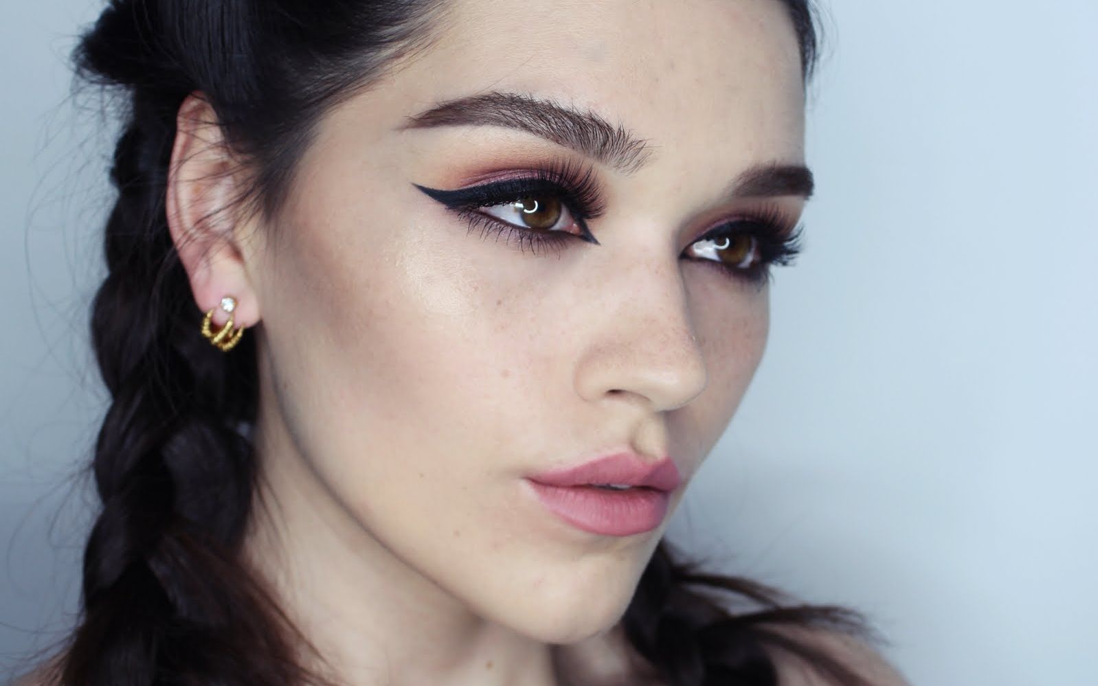 【easyneon】阿拉伯眼部妆容教程