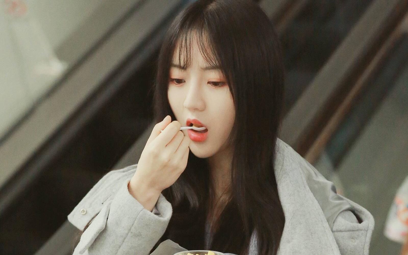 吴哲晗 莫寒 宅舞演绎「前辈」,阳光学长&可爱学妹,毕业前记得告白.