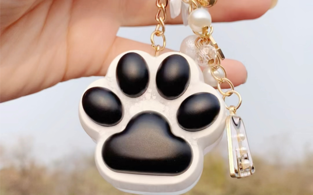 活动  滴胶猫爪钥匙扣包挂成品展示