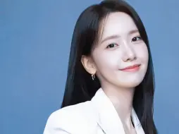 Télécharger la video: 最美MC女神，7月19日见！#林允儿 #yoona #南韩神颜