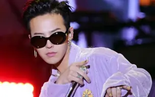 Download Video: GD--穿睡袍扭腰也这么帅气