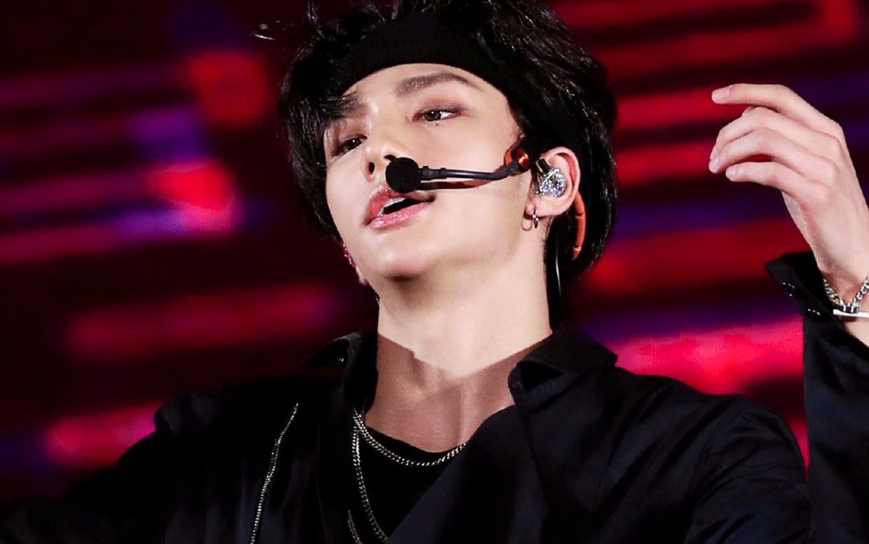 黄铉辰经典扯链子190822soba副作用媒体竖版直拍舞台cut