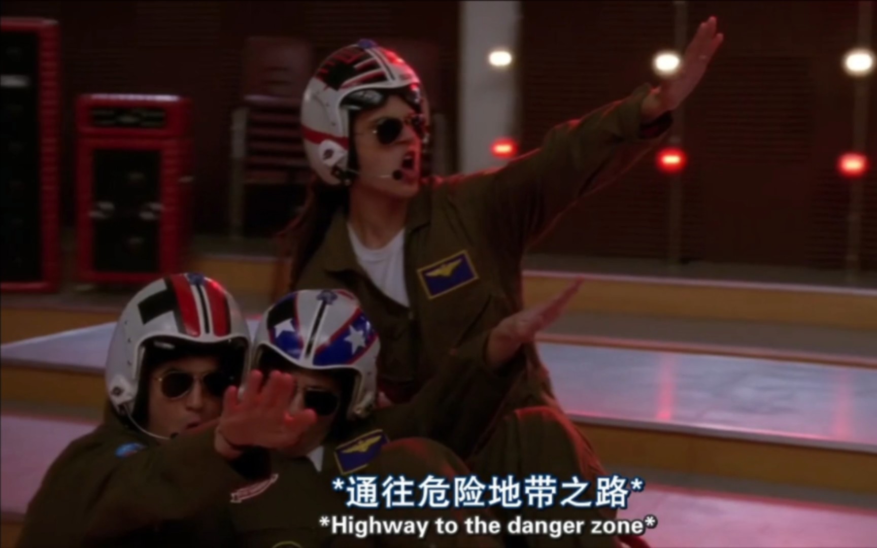 [图]【中英字幕】【Glee 欢乐合唱团】《Old Time Rock & Roll+Danger Zone》S04E15