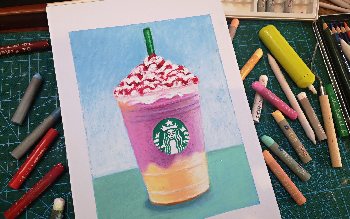 油画棒想来一杯夏天草莓奶油制作过程