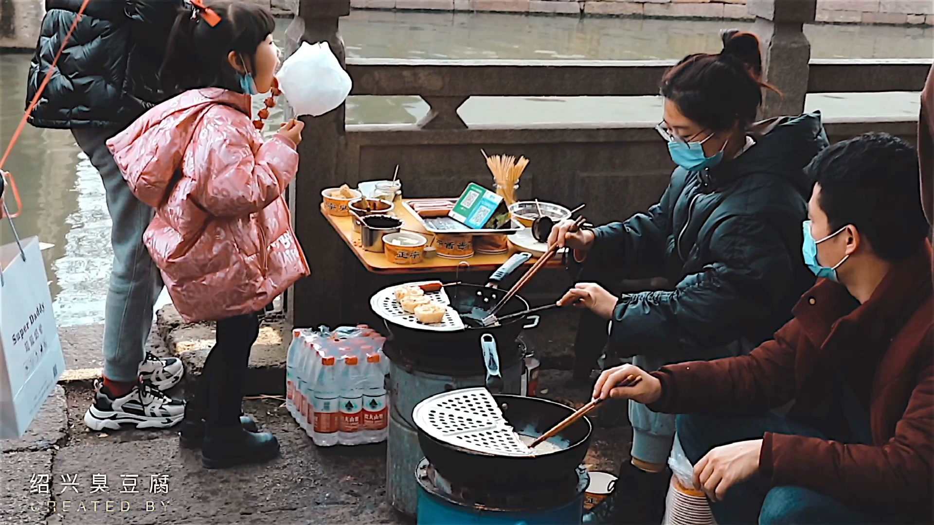 [图]吃着绍兴臭豆腐，品味人生的美好时光……