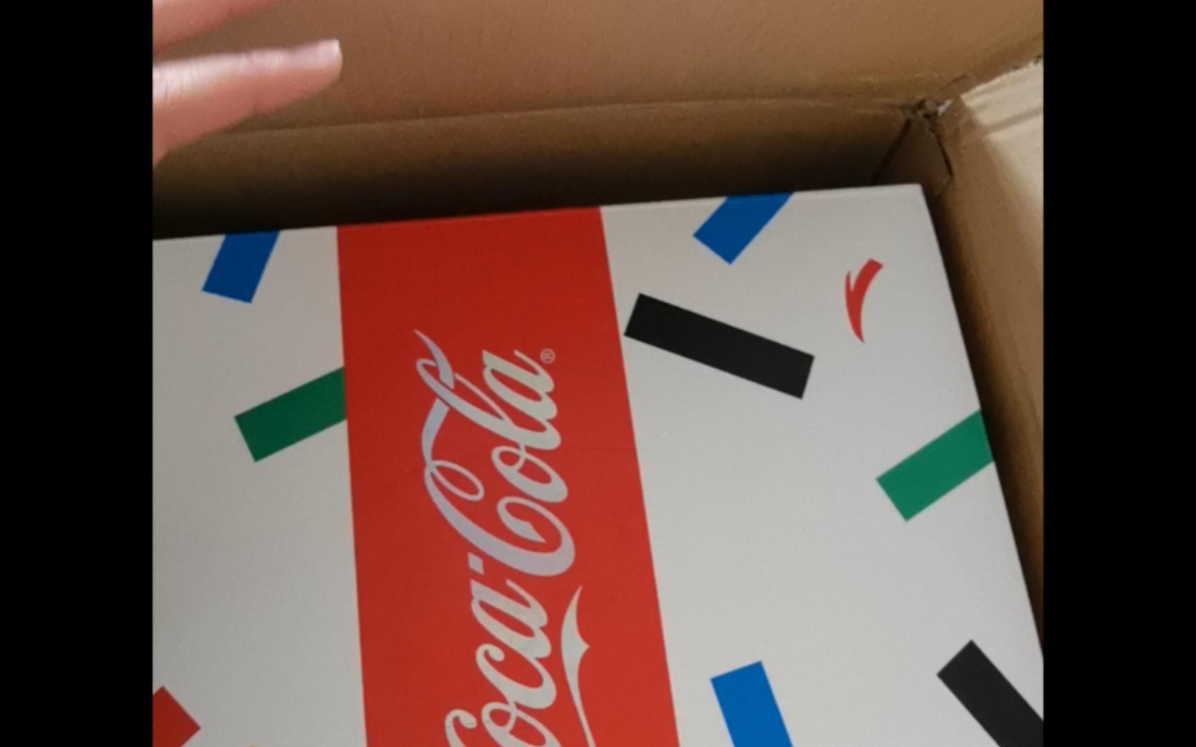 安踏可口可乐联名霸道系列开箱