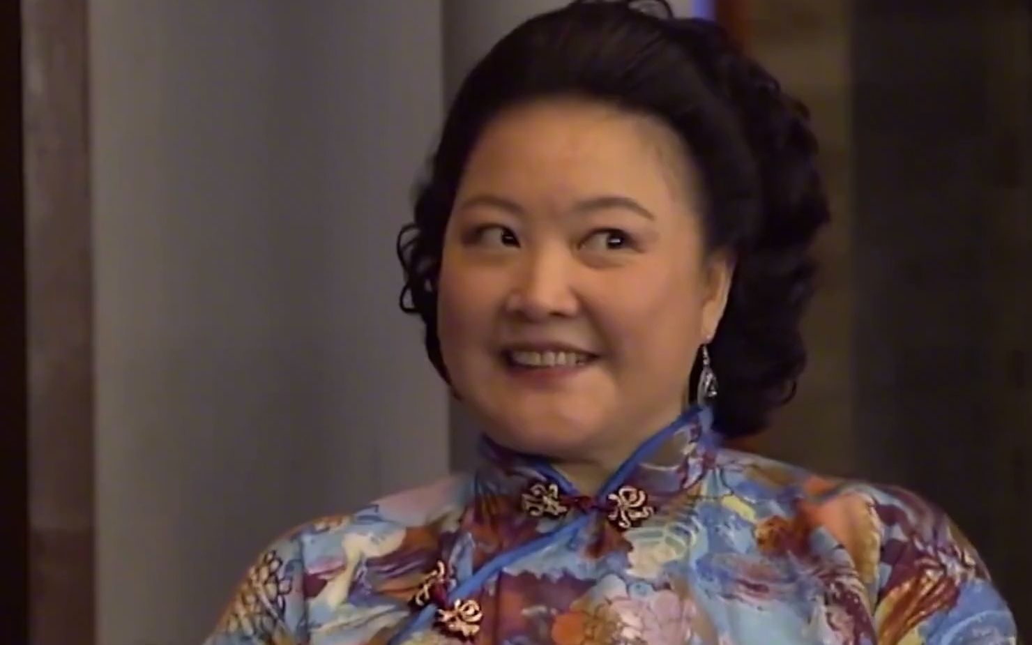 房客:炳哥爱吃酒楼碌鹅,八姑为抓住炳哥胃,派西洋蔡去骗秘方