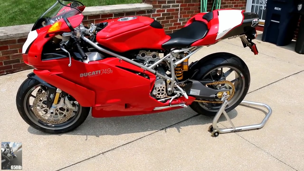 是真漂亮!ducati 749s