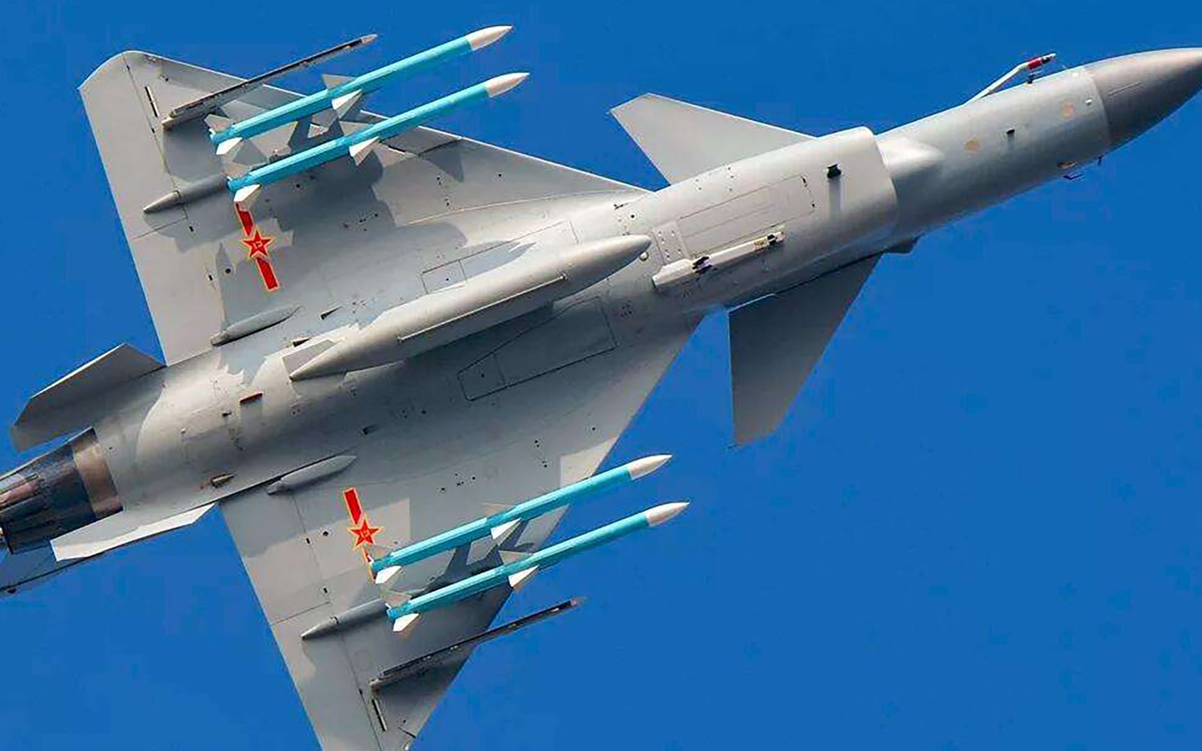 歼10战机只装4枚导弹,比外国少了一多半,火力够用吗?