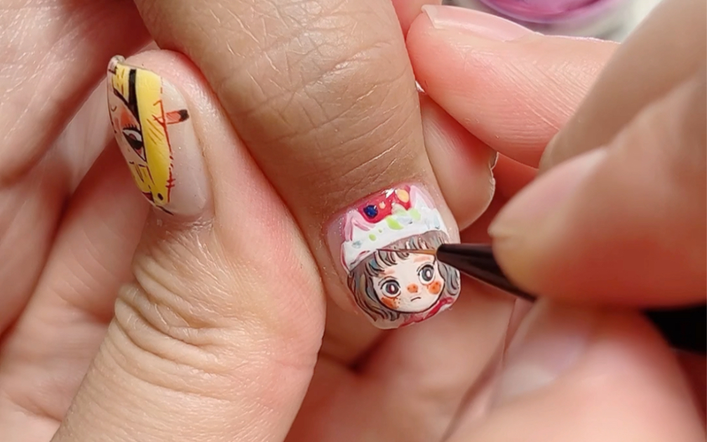 超级牛的手绘美甲不接受反驳