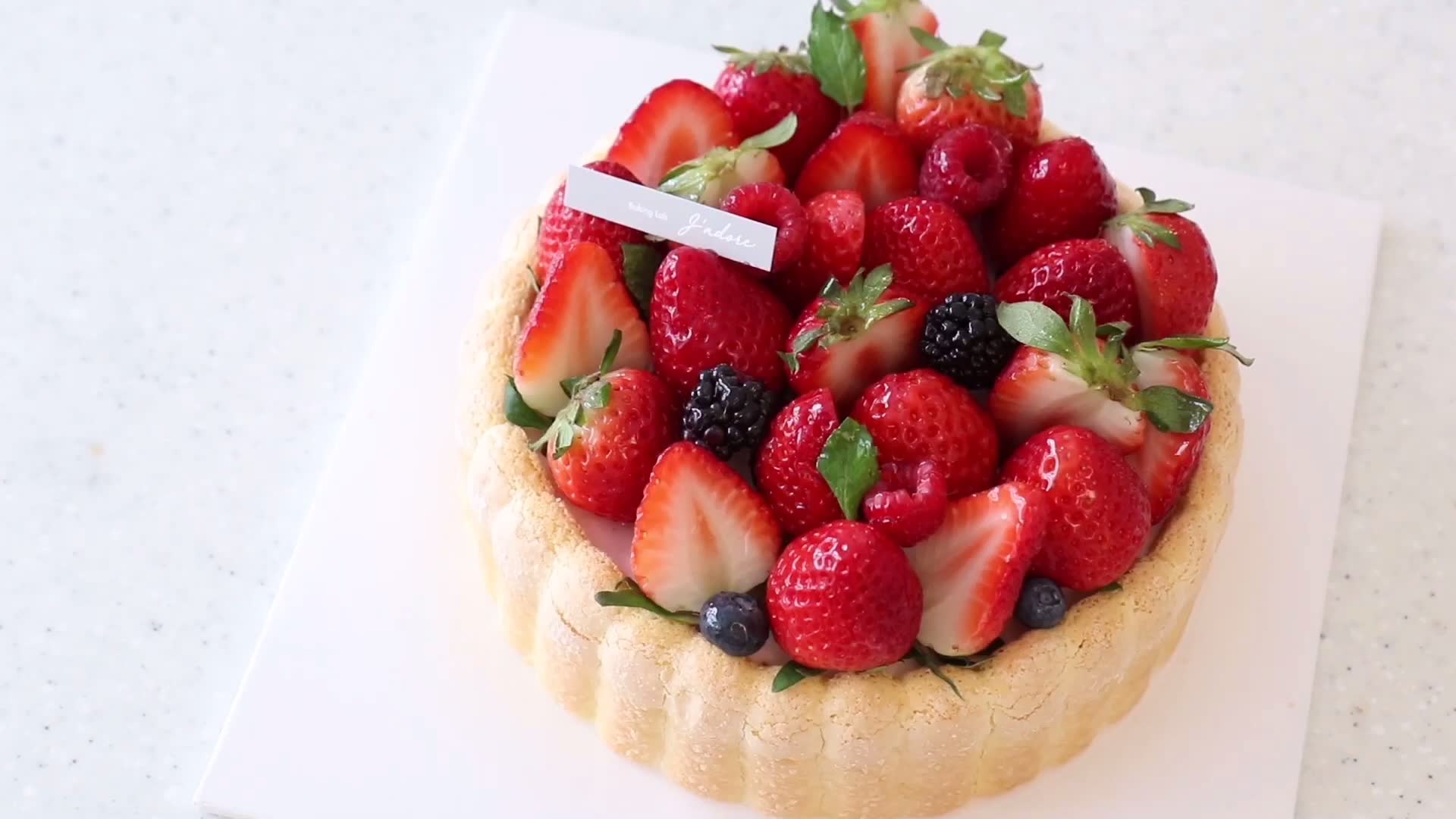 搬运 jadore 草莓夏洛特蛋糕 strawberry charlette cake