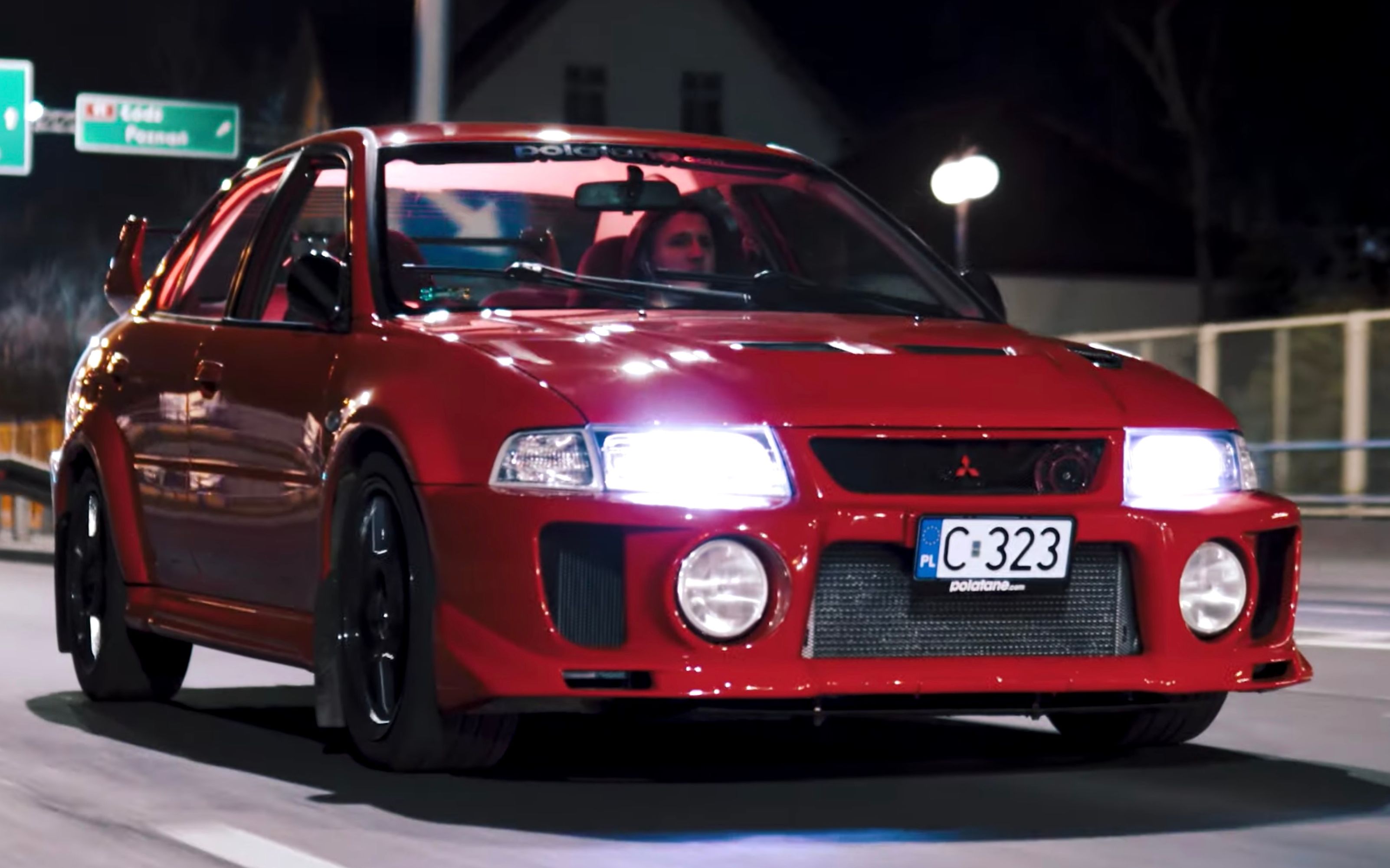 性感尤物_三菱蓝瑟evo v和梅赛德斯奔驰 w108 _ 4k_哔哩哔哩_bilibili