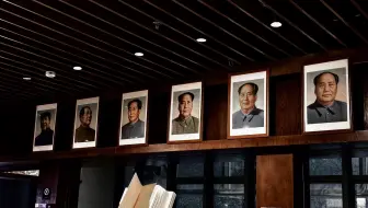 “今天的新华书店仿佛回到了青年时期”