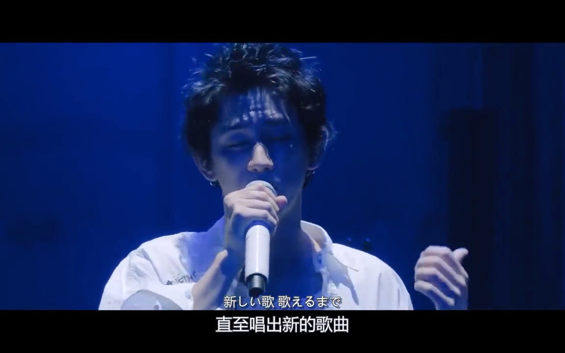 [图]【First Love 初恋】ONE OK ROCK「Mighty Long Fall」不插电 at 河口湖LIVE 上Taka的男版，目前我心中的最佳翻唱！