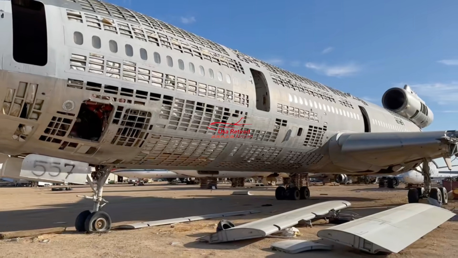 飞机的蒙皮骨架the skin skeleton of an airplane#飞机#追飞机的人