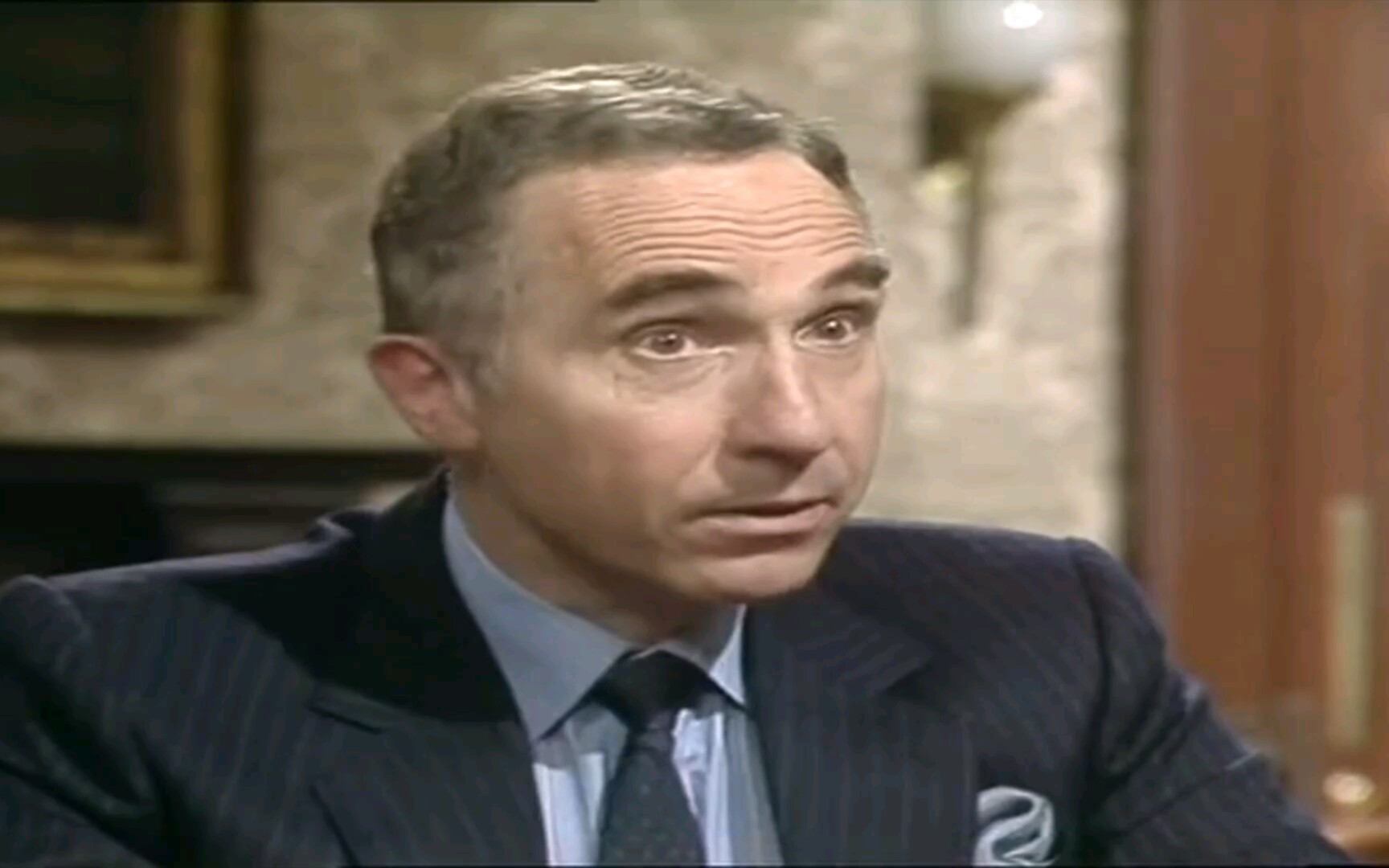 【是,大臣 yes,minister】cut72 公关大佬汉弗莱