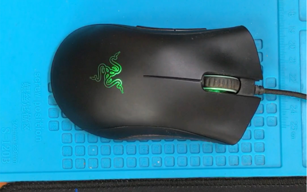 10年老鼠标雷蛇炼狱蝰蛇20136400dpi游戏鼠标维修微动更换视频