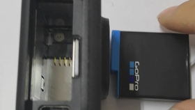 新买的gopro9第二次出现拔掉充电线 指示灯一直亮 无法开机 质量太糟心了 客服说这不是质量问题 不让退货 哔哩哔哩