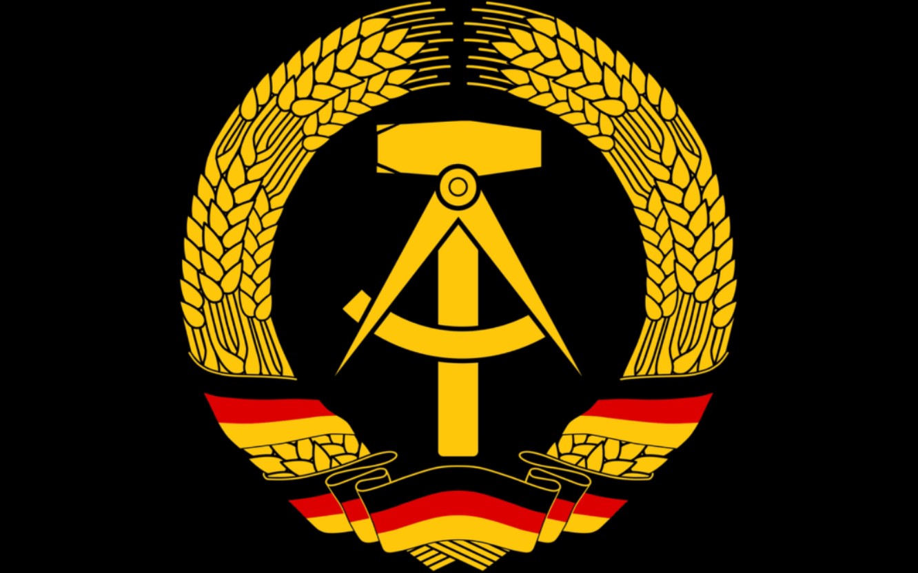 翻唱东德歌曲麦环中的锤子和圆规hammerundzirkelim02hrenkranz