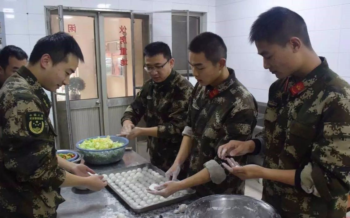 部队炊事班食堂对联图片