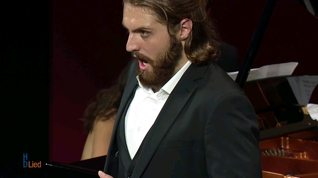 德国男中音克里么尔和美女钢琴家演奏难度满星胡戈61沃尔夫"der