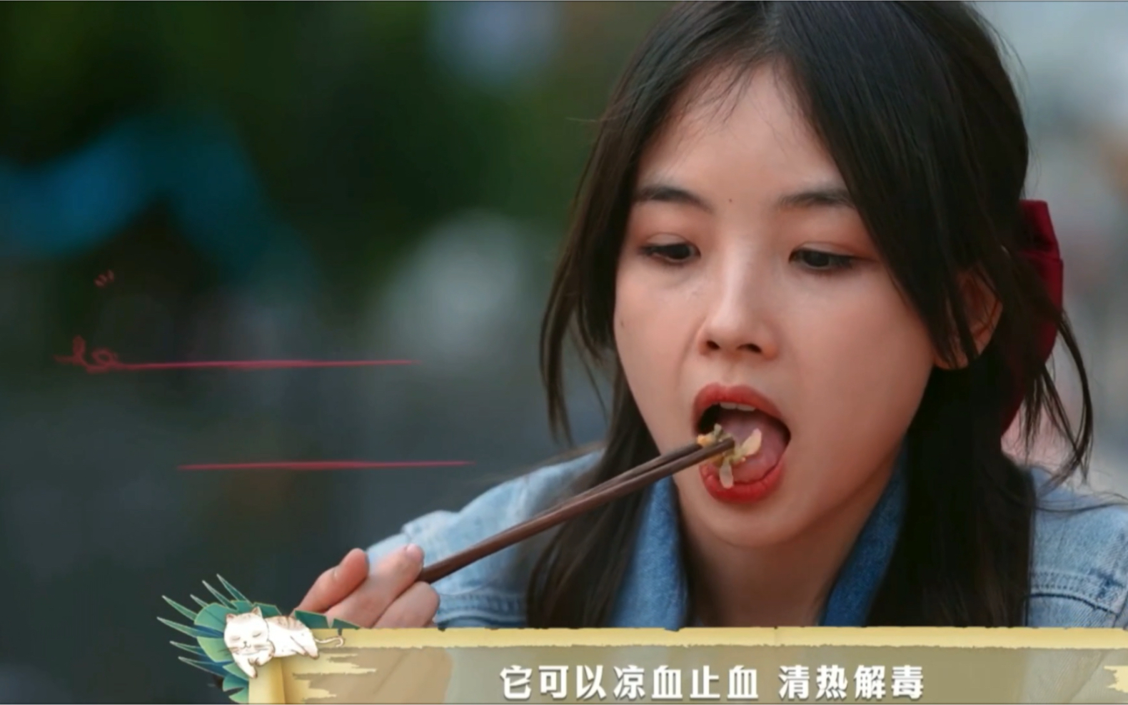 王冰冰吃东西表情包图片