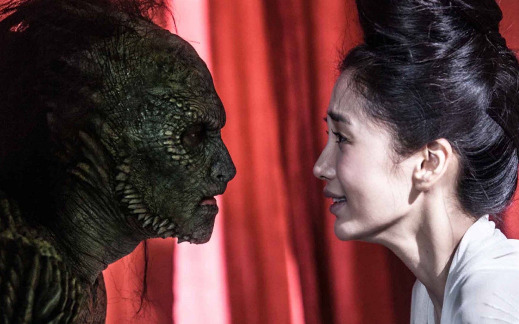 男子被奸人所害身中蛊毒,全身长出鳞片,女友不离不弃陪伴他!