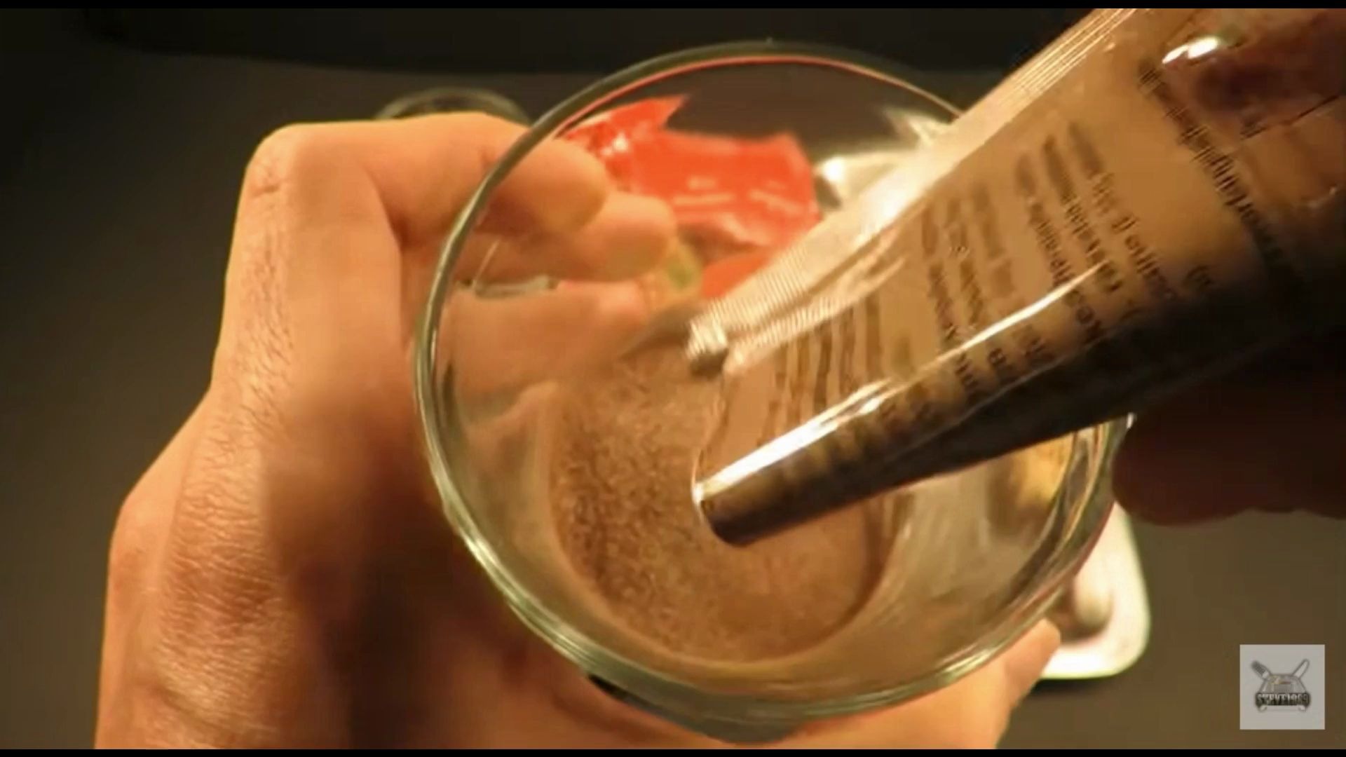 2014年丹麦军粮 我出去春游都吃的没有这么好 馋哭小伙伴 说他是零食