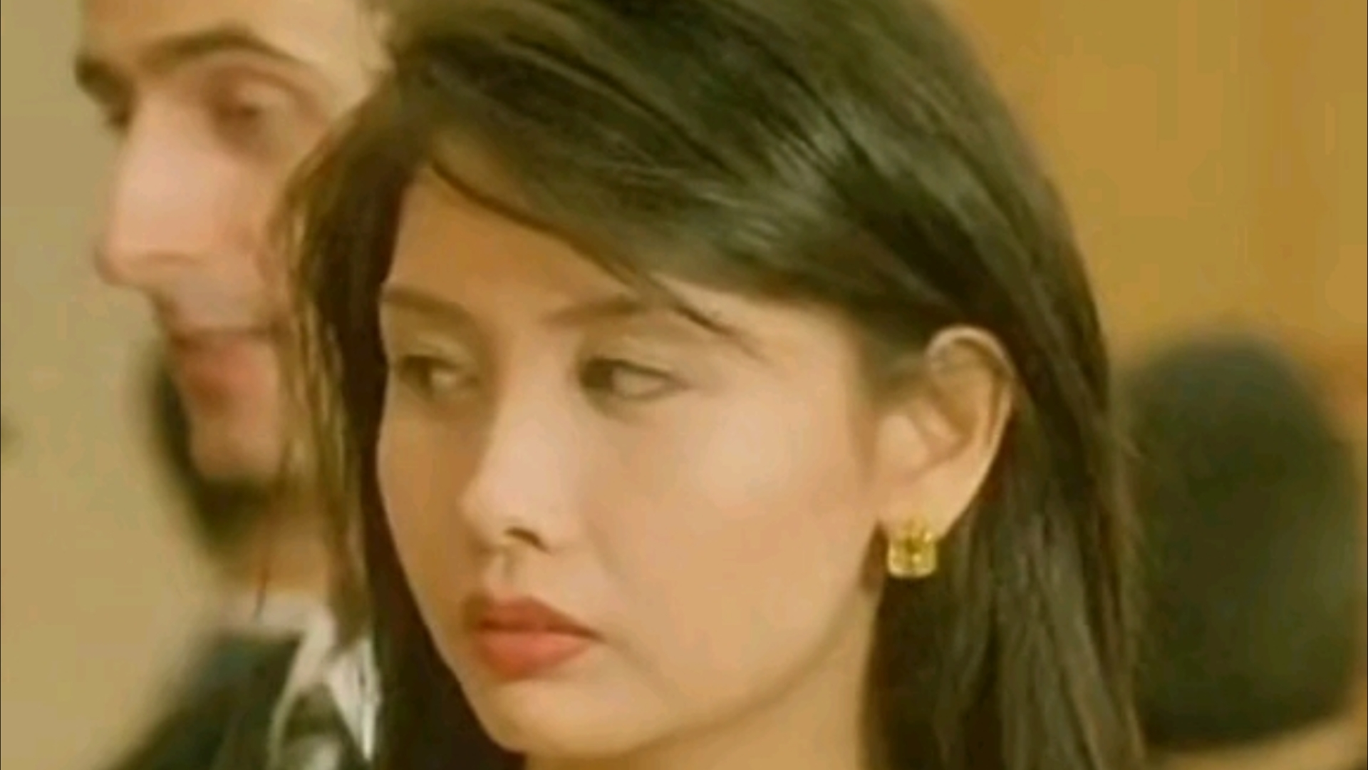 香港性感女神邱淑贞影视剪辑,这颜值气质放在今天依旧能打!