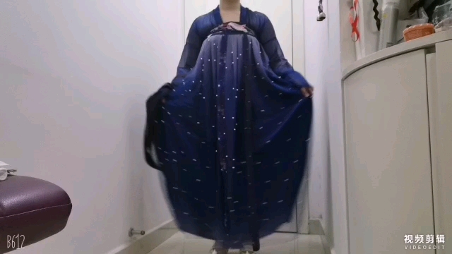 汉服试穿鲸鹿月夜锦