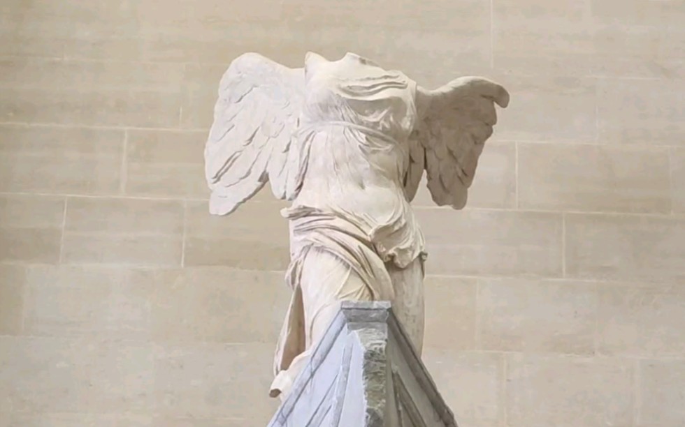 [图]卢浮宫镇馆三宝—胜利女神像+断臂维纳斯+蒙娜丽莎的画像