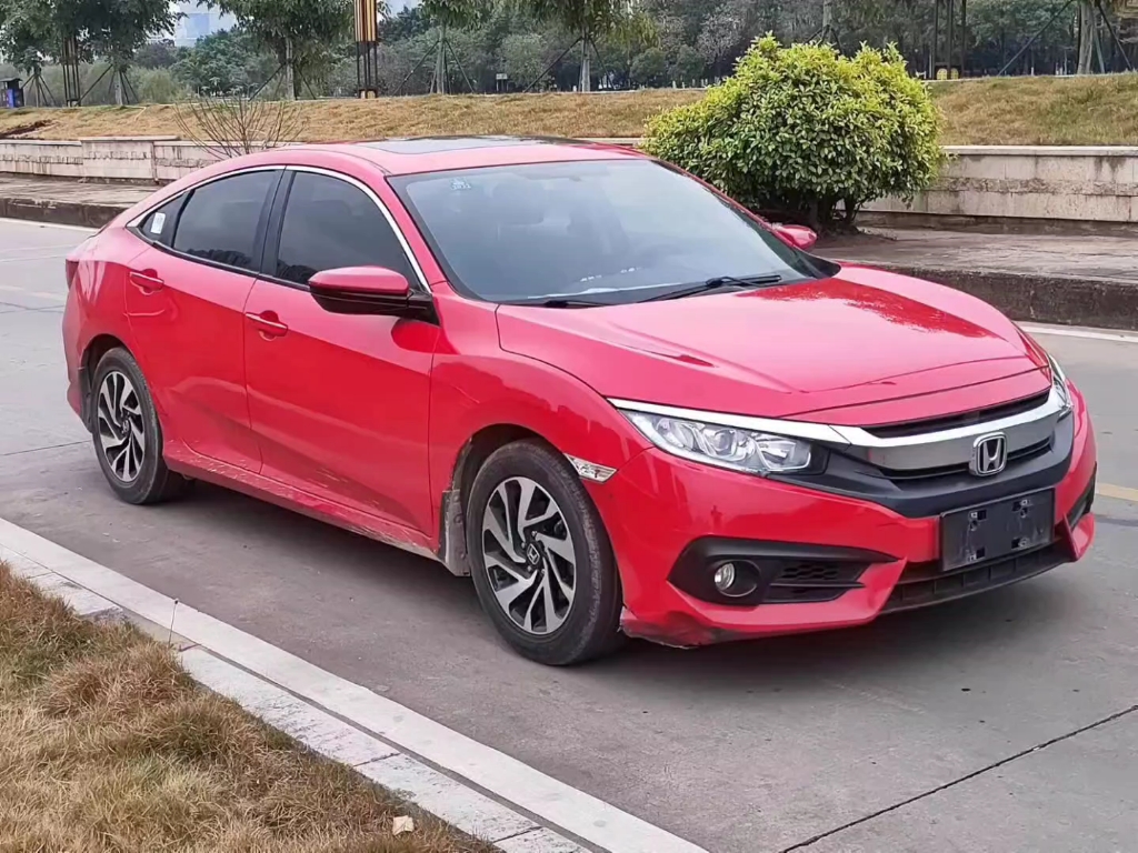 98[庆祝][庆祝][庆祝]2018年4月上牌本田思域 2016款 220turbo自动