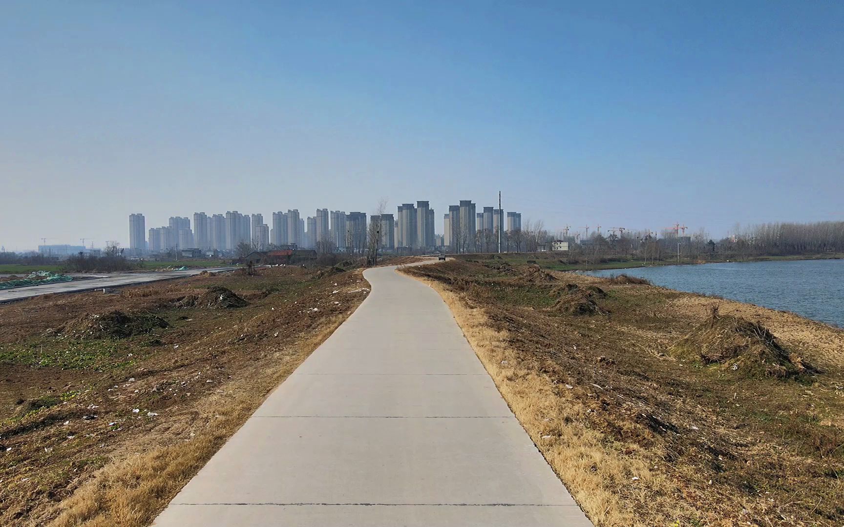 春节11时,界首市沙颍河,安徽省阜阳市