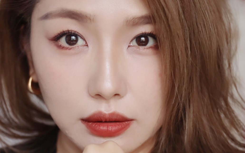 新年实用庄重优雅妆 秋季型人优雅妆 妆容教程 我的成长日记